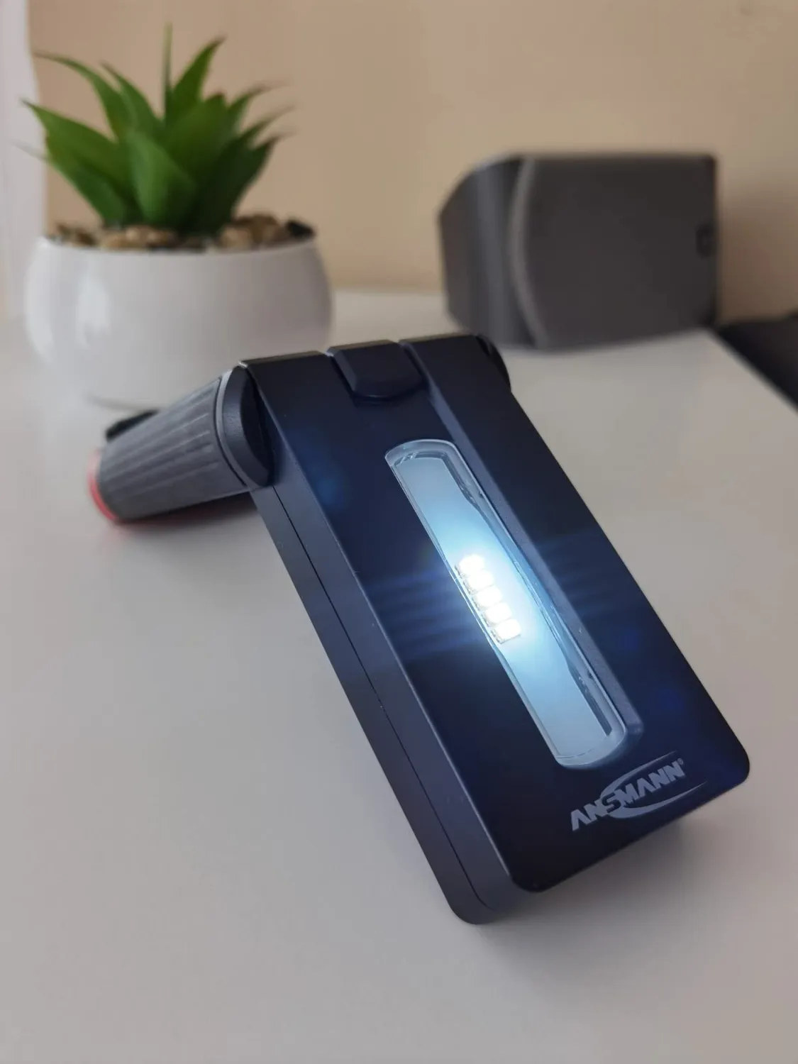ANSMANN WL200R lampe de travail LED rechargeable 220 lumens