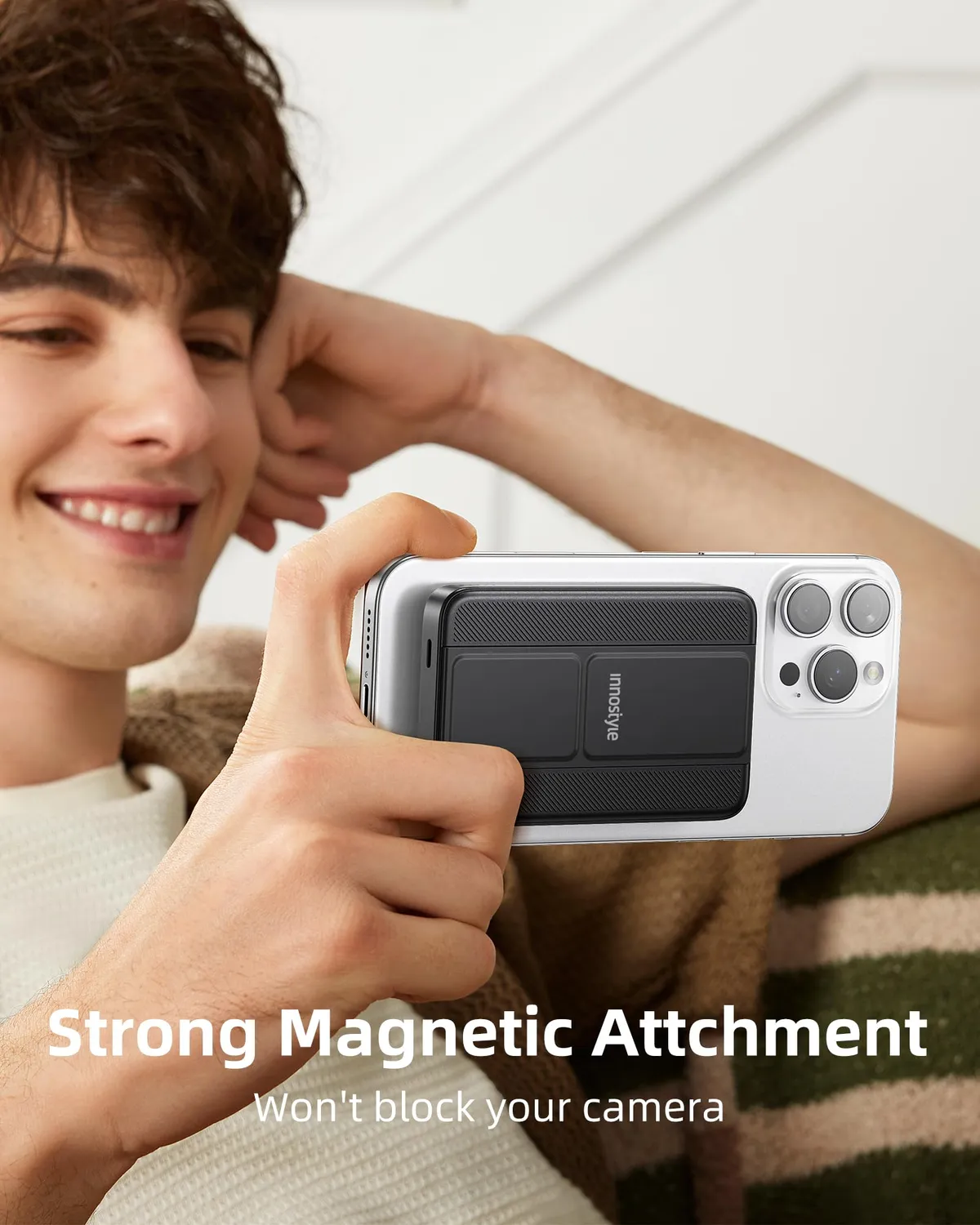 Innostyle PowerMag 2in1 batterie externe MagSafe 10 000 mAh bleue avec support