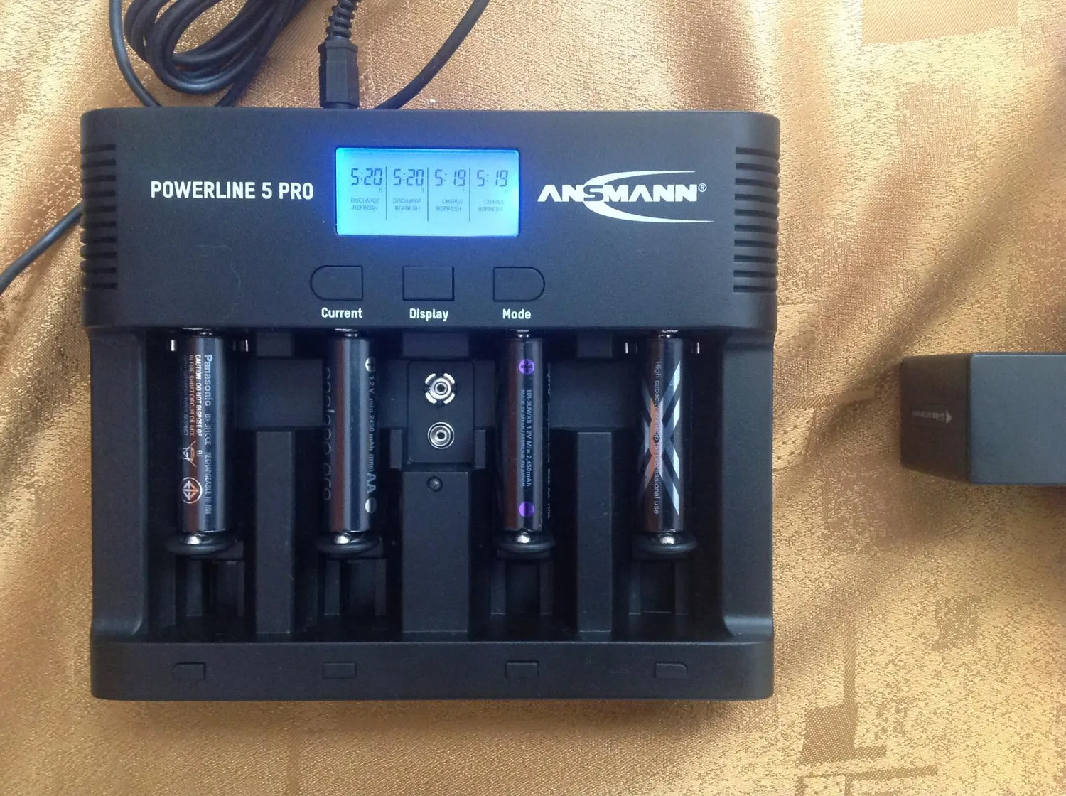 ANSMANN Powerline 5 Pro chargeur de piles NiMH NiCd