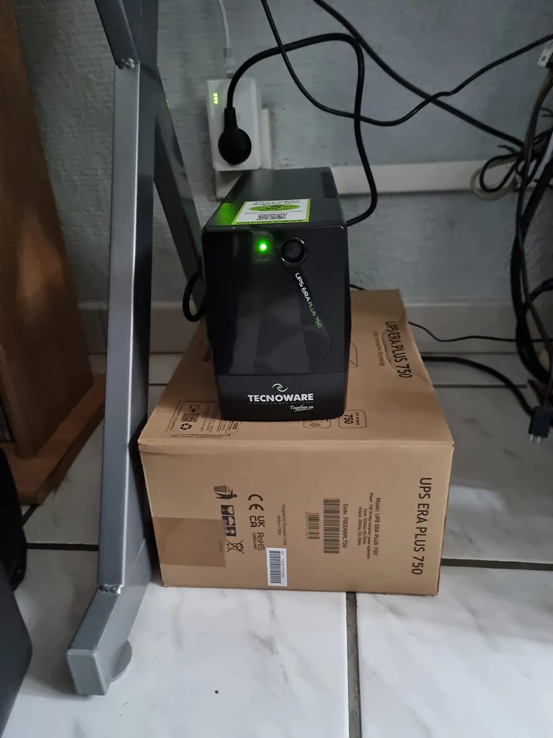Tecnoware ERA PLUS 750 onduleur 750 VA 2 prises Schuko