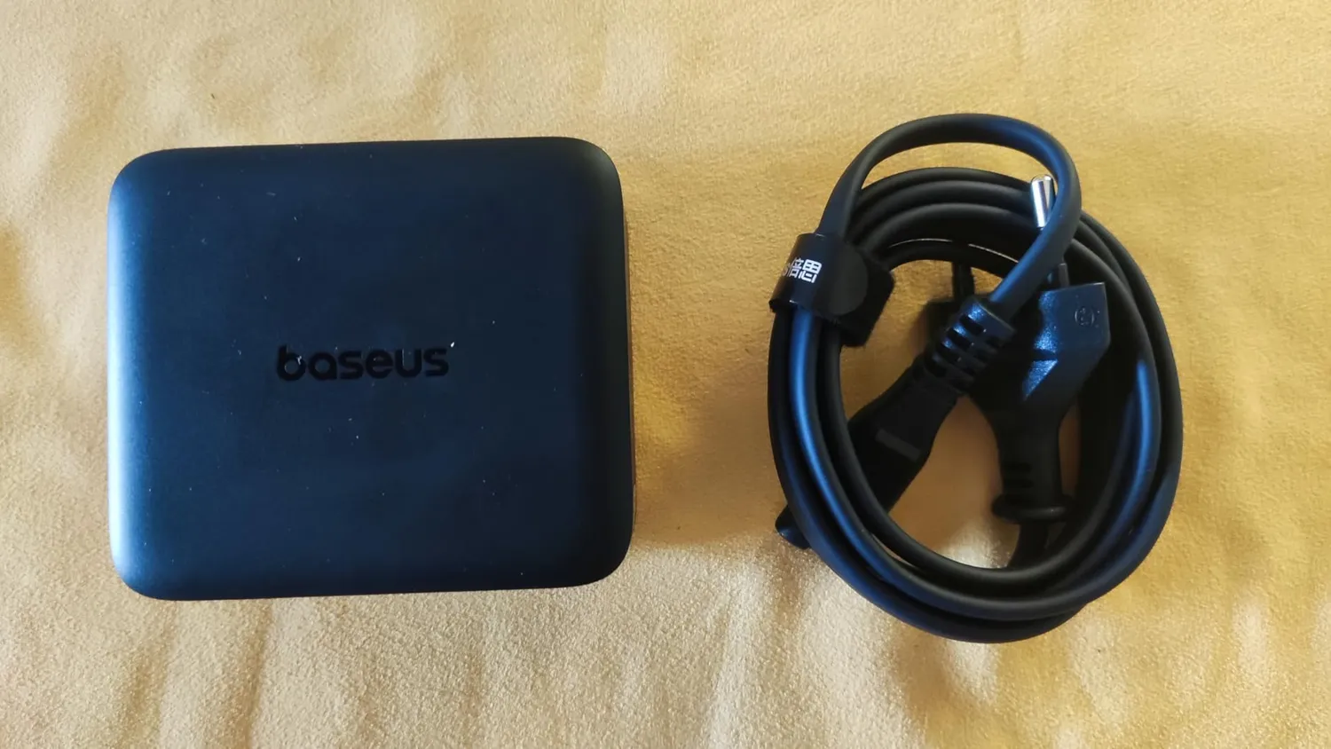 Baseus Enerfill Compact chargeur USB 120 W 6 ports noir